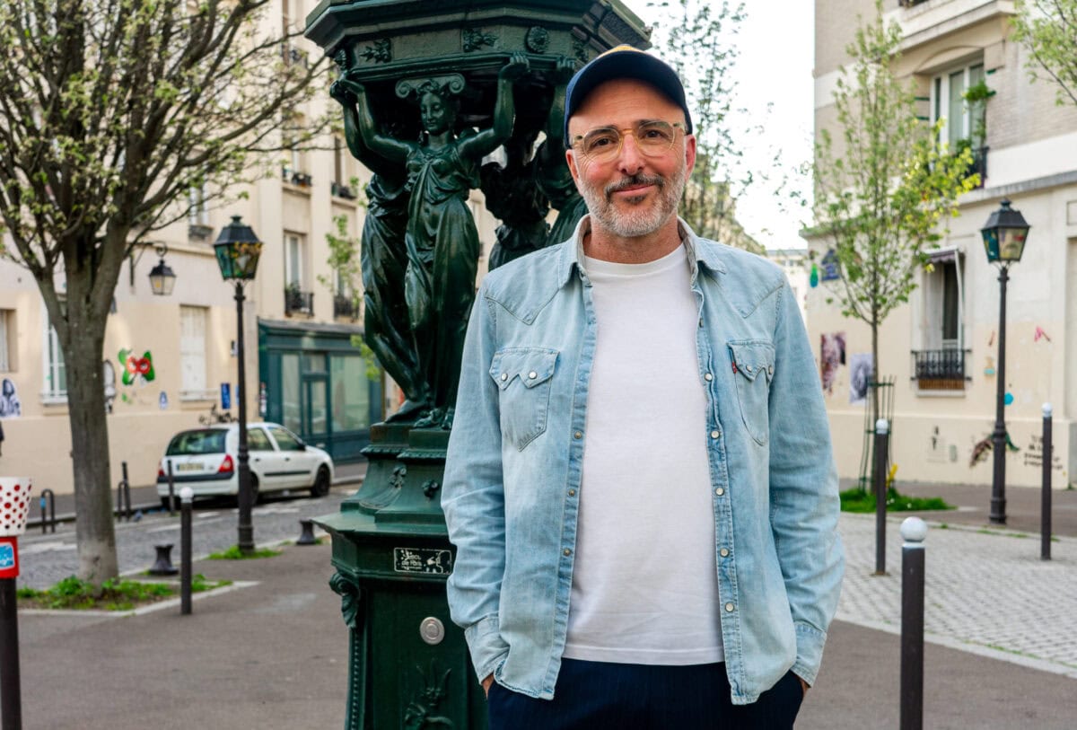 Fred Nevché, place de la Commune de Paris