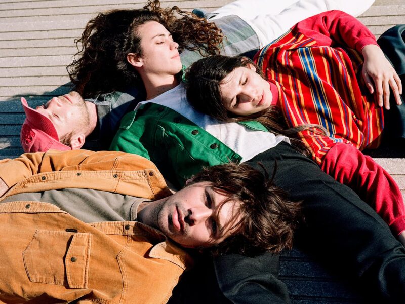 Astral Bakers : « Plus on écrit de chansons, plus on arrive à en écrire »