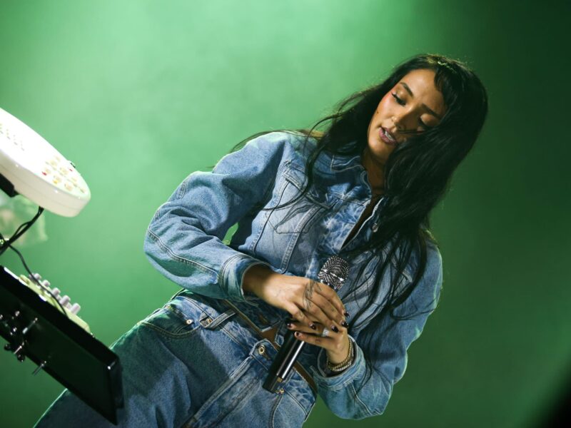 (PORTFOLIO) Joy Crookes ou l&rsquo;elegance soul