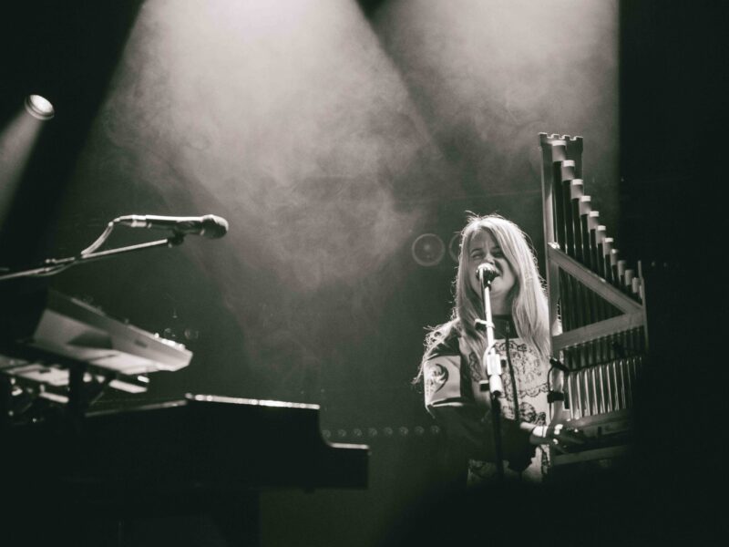 (PORTFOLIO) Anna Von Hausswolff au Trabendo