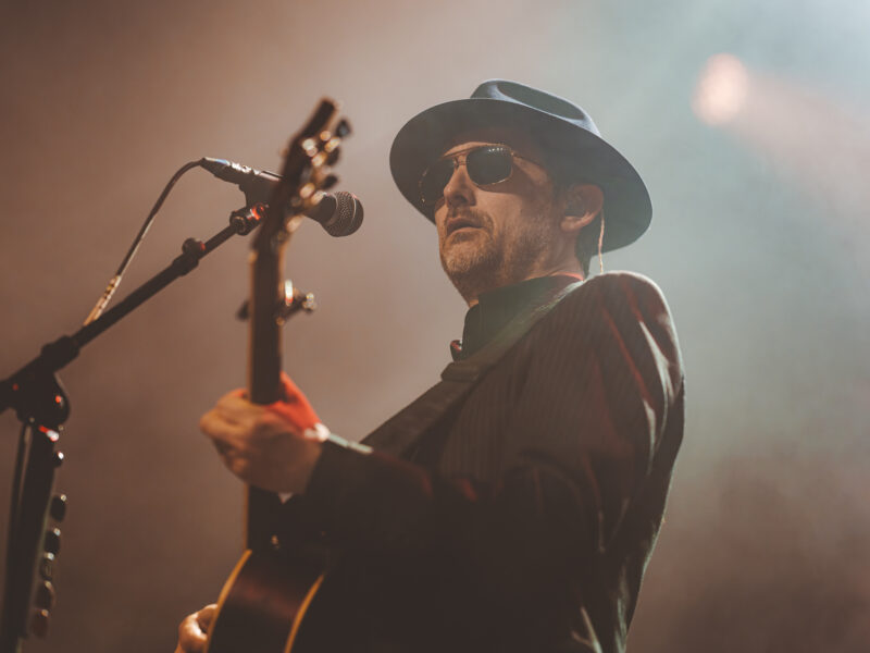 (PORTFOLIO) The Divine Comedy et Louis Aguilar à l&rsquo;Aéronef