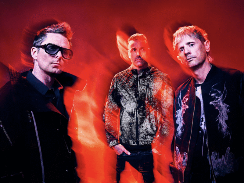 Muse signe son retour avec The Wow! Signal